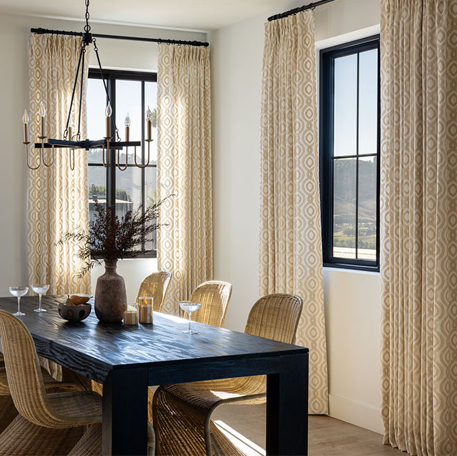 Cover Gals Blinds & Drapes